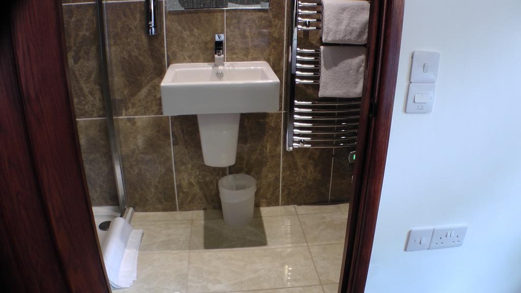 בירצ'ינגטון Bay Lodge מראה חיצוני תמונה